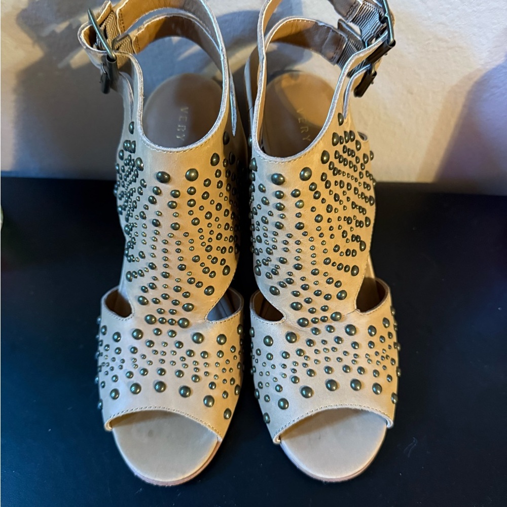 Very Volatile Tan Sandals with Ankle Strap and Perforated Design